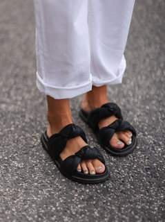 Céline Bethmann feet photo 18