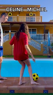 Céline Dept feet photo thumbnail