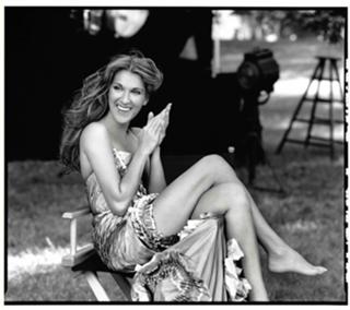 Céline Dion feet photo thumbnail