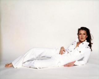 Céline Dion feet photo thumbnail