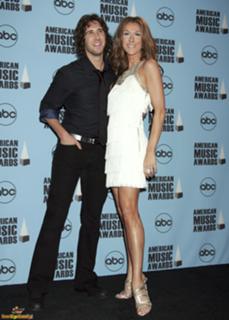 Céline Dion feet photo thumbnail