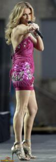 Céline Dion feet photo thumbnail