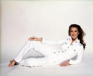 Céline Dion feet photo thumbnail