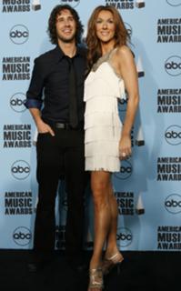 Céline Dion feet photo thumbnail