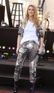 Céline Dion feet photo thumbnail