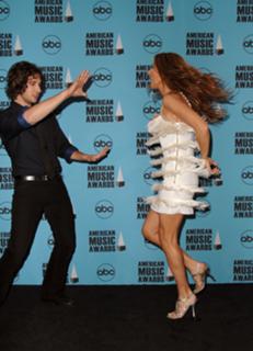 Céline Dion feet photo thumbnail