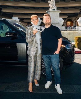 Céline Dion feet photo thumbnail