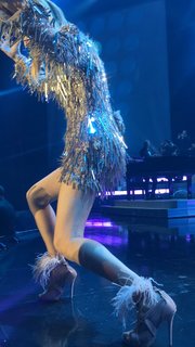 Céline Dion feet photo thumbnail