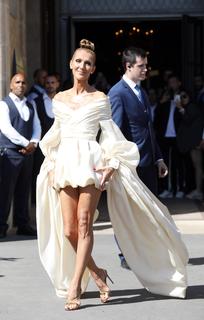 Céline Dion feet photo thumbnail