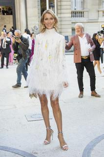 Céline Dion feet photo thumbnail