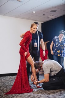 Céline Dion feet photo thumbnail