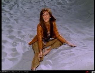 Céline Dion feet photo thumbnail