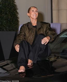 Céline Dion feet photo 5