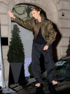 Céline Dion feet photo 1
