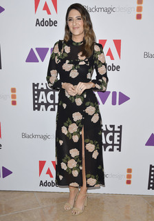 D'Arcy Carden feet photo 8