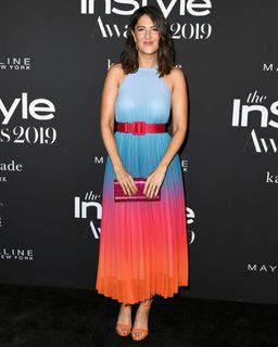 D'Arcy Carden feet photo 1