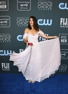 D'Arcy Carden feet photo 19