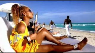 Da Brat feet photo 3