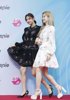 Da-Hyeon Kim feet photo thumbnail