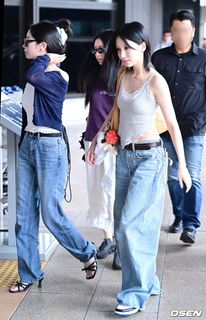 Da-Hyeon Kim feet photo thumbnail