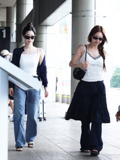 Da-Hyeon Kim feet photo thumbnail