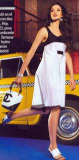 Dafne Fernández feet photo thumbnail