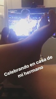 Dafne Fernández feet photo thumbnail