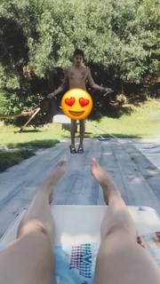 Dafne Fernández feet photo thumbnail