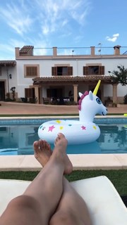 Dafne Fernández feet photo thumbnail