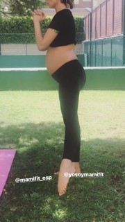 Dafne Fernández feet photo thumbnail