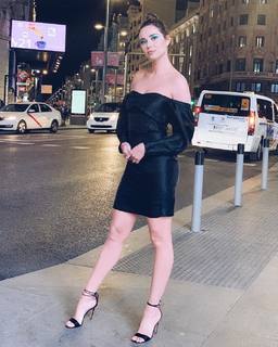 Dafne Fernández feet photo thumbnail