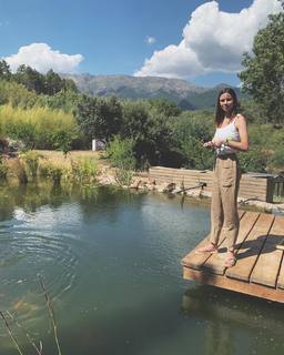 Dafne Fernández feet photo thumbnail