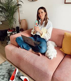 Dafne Fernández feet photo thumbnail