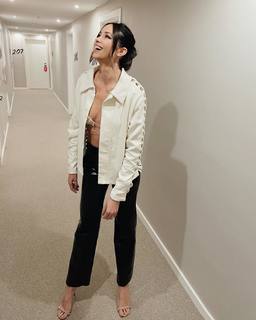 Dafne Fernández feet photo thumbnail