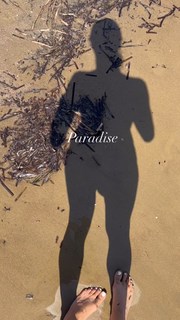 Dafne Fernández feet photo thumbnail