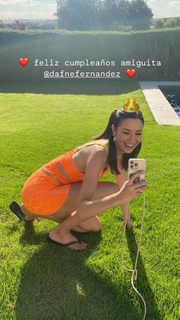 Dafne Fernández feet photo thumbnail