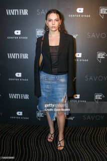 Dafne Keen feet photo thumbnail