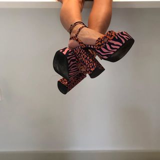 Dafni Karavokyri feet photo 8