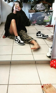Dafni Karavokyri feet photo 20