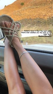 Dafni Karavokyri feet photo 17