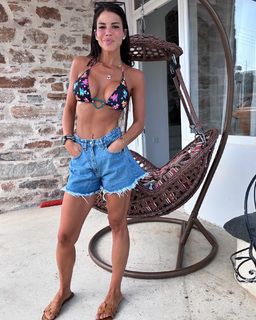 Dafni Karavokyri feet photo 16