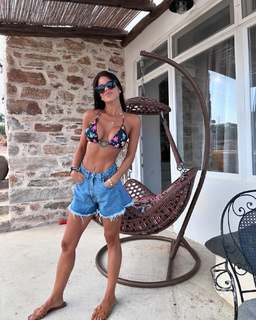 Dafni Karavokyri feet photo 15