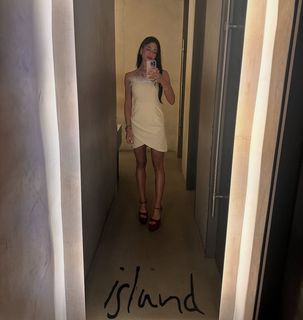 Dafni Karavokyri feet photo 19