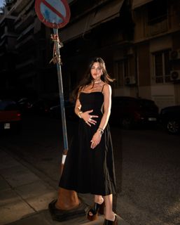Dafni Karavokyri feet photo 4