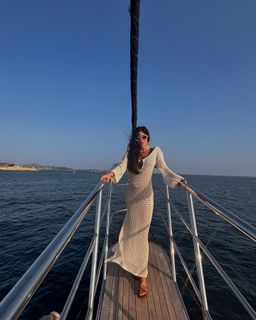 Dafni Karavokyri feet photo 6