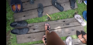 Dagi Bee feet photo thumbnail