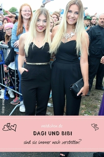 Dagi Bee feet photo thumbnail