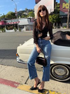 Daisy Edgar-Jones feet photo 5