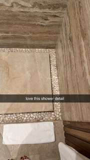 Daisy Keech feet photo thumbnail