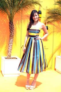 Daisy Lowe feet photo thumbnail